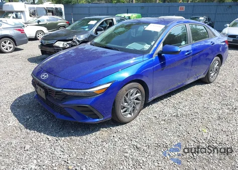 2024 Hyundai Elantra Sel z USA, uszkodzony, nr VIN KMHLM4DG8RU849584